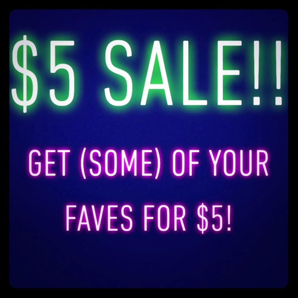 $5 sale ❤️💙❤️🎈